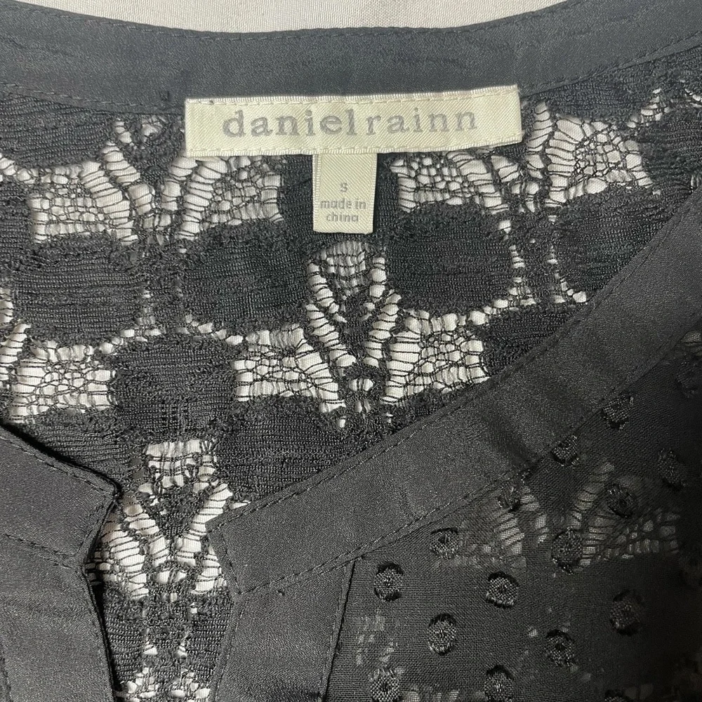 Daniel Rainn Womans Sheer Black Lace Polyester Short Sleeve Blouse - Picture 6 of 7